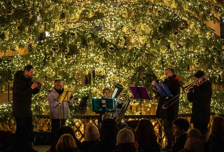 Weihnachtsmarkt Schloss Schönbrunn: free Advent stage music